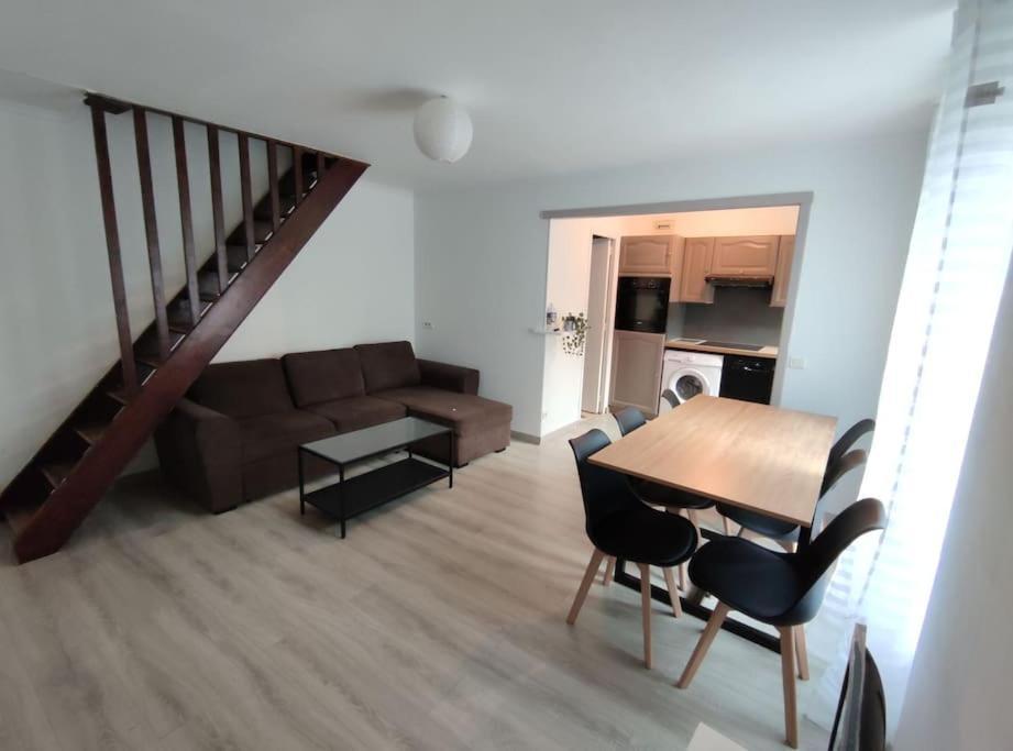 Апартаменты Duplex Cosy Гонес Экстерьер фото