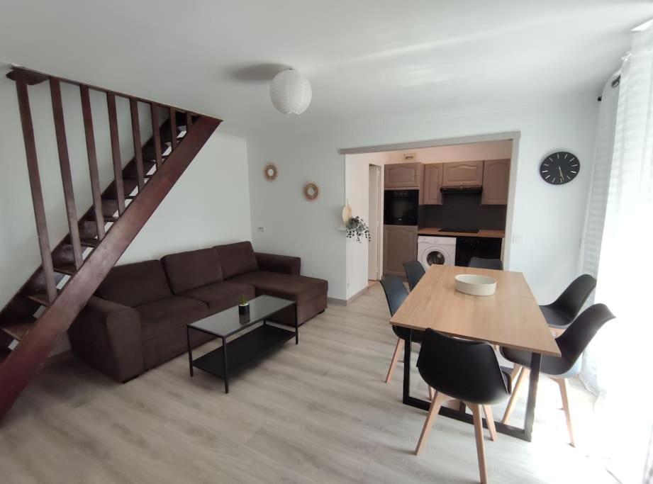 Апартаменты Duplex Cosy Гонес Экстерьер фото